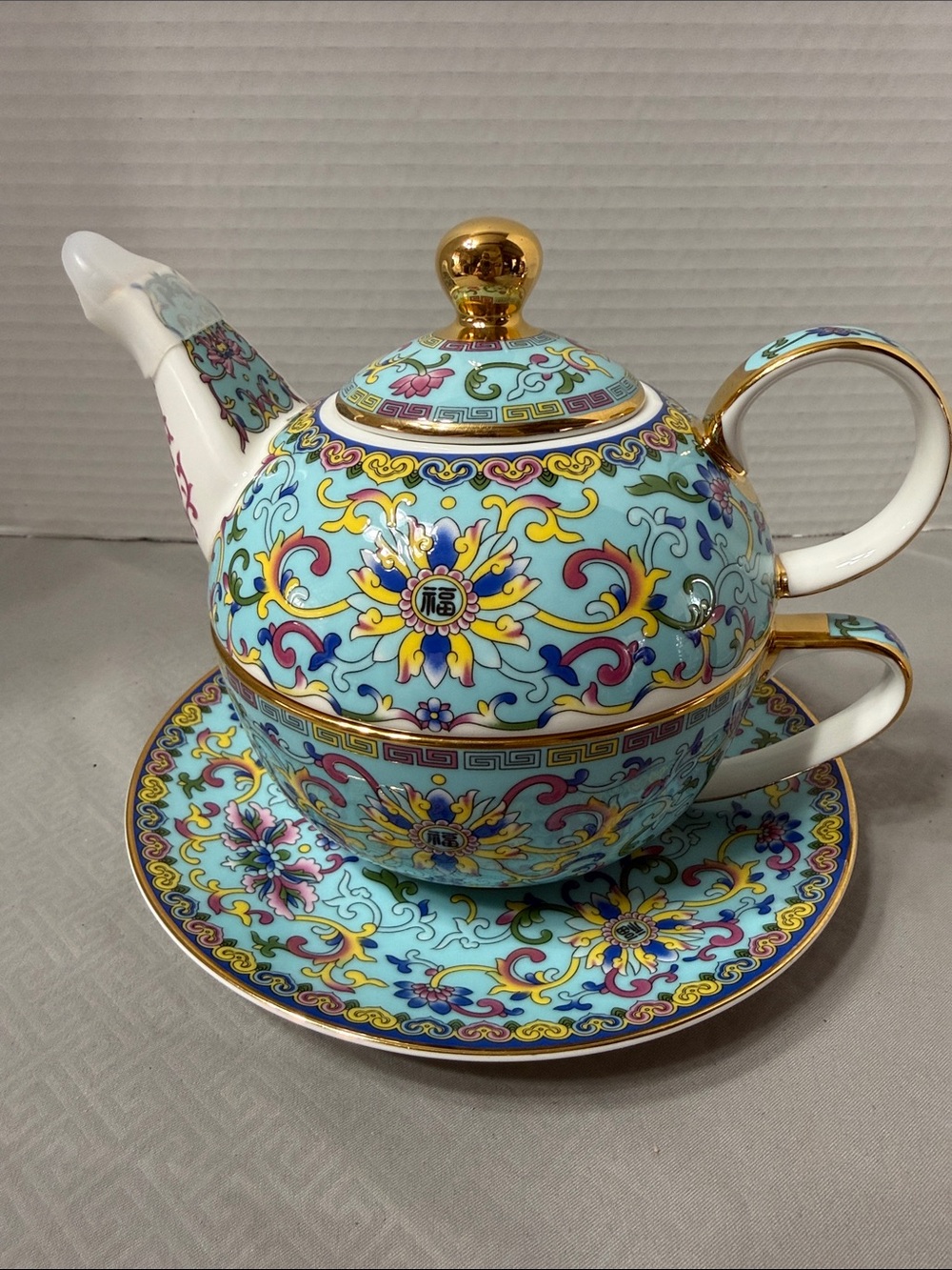 Tea For One Stackable Tea Set Chinese Famille Rose Tea Pot Cup Saucer Gold Trim